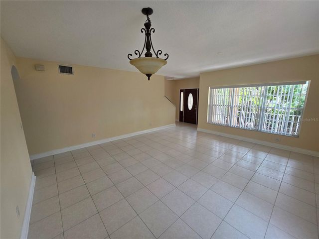 1690 MEADOW OAK LANE, Tarpon Springs, FL 34689