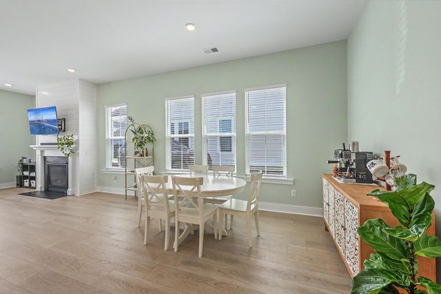 220 Orwel Street, Summerville, SC 29486
