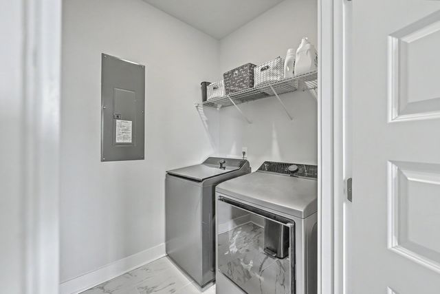 220 Orwel Street, Summerville, SC 29486