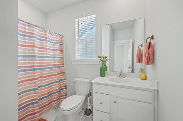 220 Orwel Street, Summerville, SC 29486