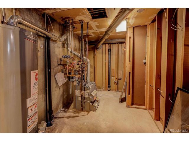 3701 S Peach Way, Denver, CO 80237