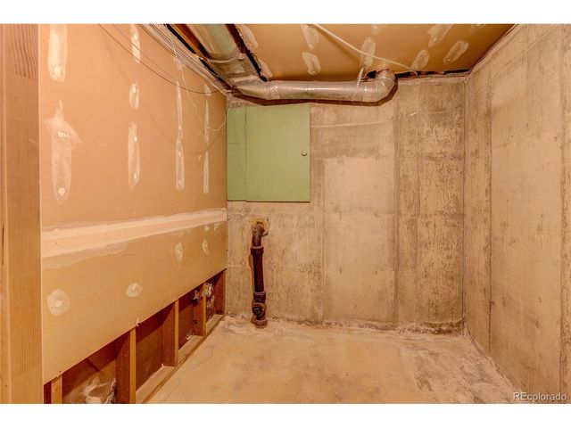 3701 S Peach Way, Denver, CO 80237