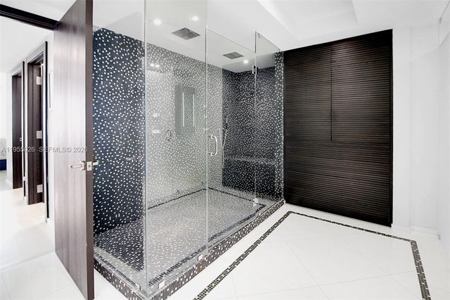 1331 Brickell Bay Dr 4201, Miami, FL 33131