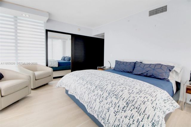 1331 Brickell Bay Dr 4201, Miami, FL 33131