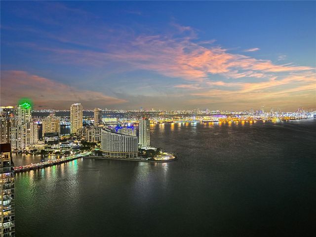 1331 Brickell Bay Dr 4201, Miami, FL 33131