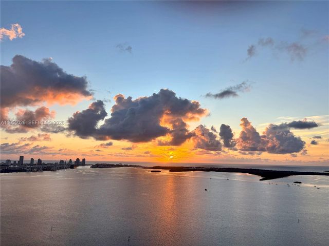 1331 Brickell Bay Dr 4201, Miami, FL 33131