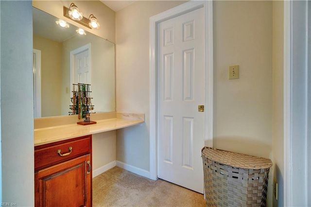 423 Van Wyck MEWS, Norfolk, VA 23517