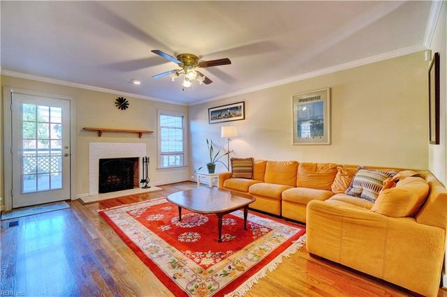 423 Van Wyck MEWS, Norfolk, VA 23517