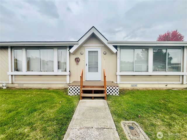 840 NE Karol Loop, College Place, WA 99324