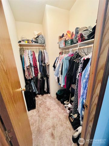 840 NE Karol Loop, College Place, WA 99324