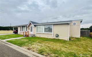 840 NE Karol Loop, College Place, WA 99324