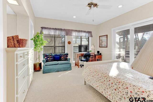 542 Hideaway Ln E, Hideaway, TX 75771