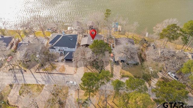 542 Hideaway Ln E, Hideaway, TX 75771