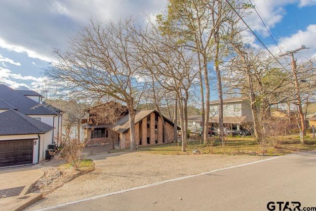 542 Hideaway Ln E, Hideaway, TX 75771