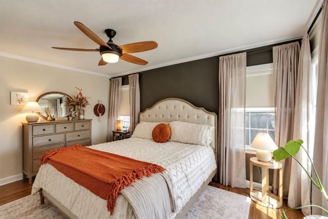 4637 Calmont Avenue, Fort Worth, TX 76107