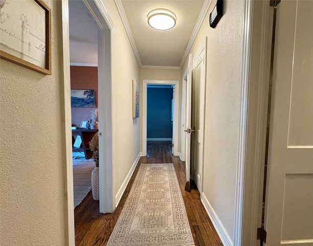 4637 Calmont Avenue, Fort Worth, TX 76107