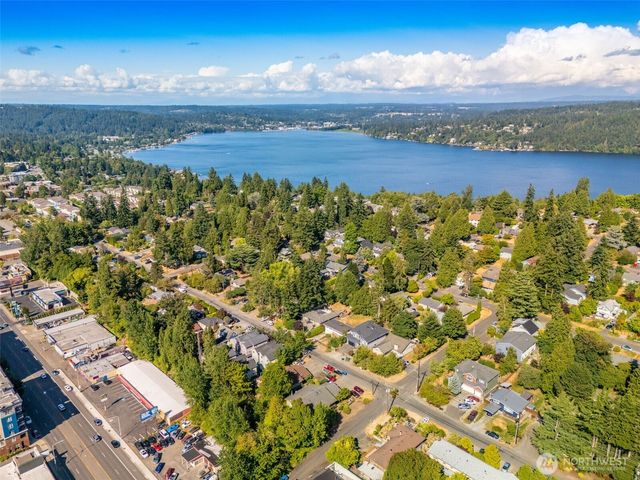 14001 35th Avenue NE, Seattle, WA 98125