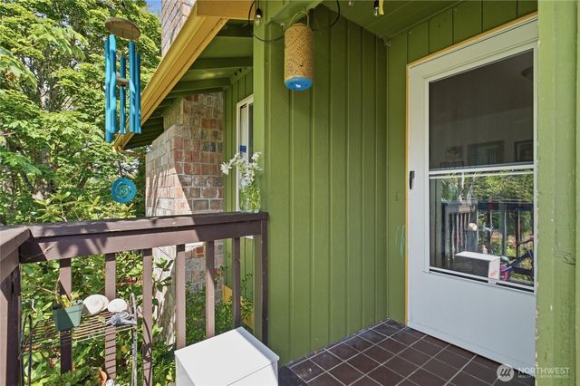 14001 35th Avenue NE, Seattle, WA 98125