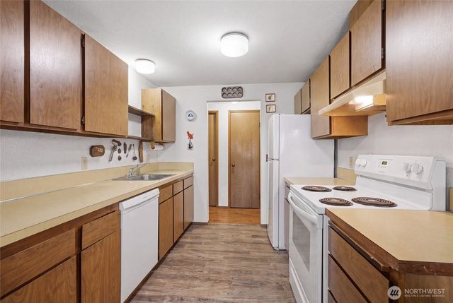 14001 35th Avenue NE, Seattle, WA 98125