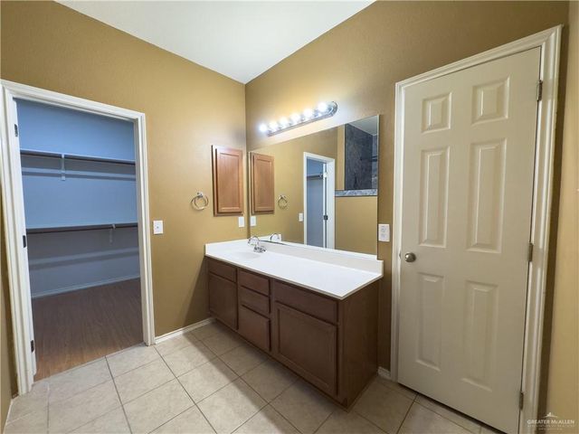 1501 Las Brisas Drive, Mission, TX 78574