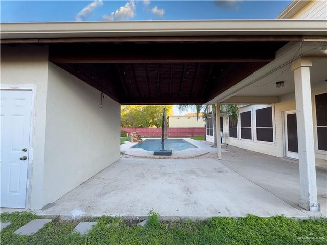 1501 Las Brisas Drive, Mission, TX 78574