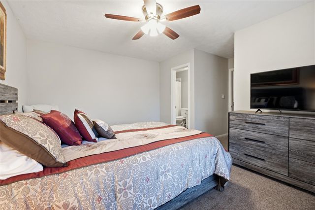 2039 Glencove Drive, Seabrook, TX 77586