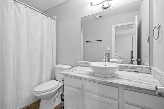 2039 Glencove Drive, Seabrook, TX 77586