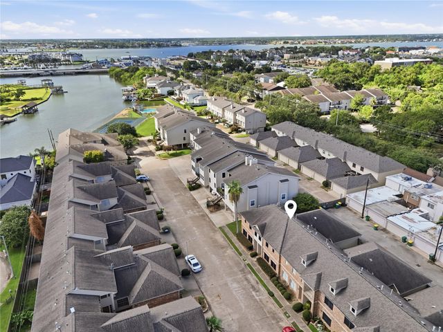 2039 Glencove Drive, Seabrook, TX 77586