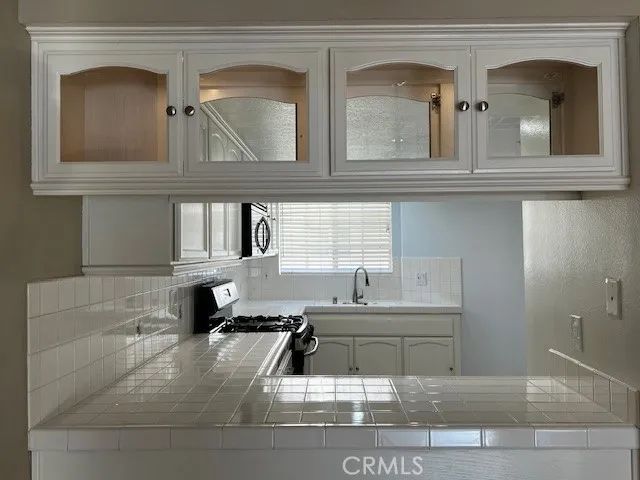 537 N Adams 212, Glendale, CA 91206