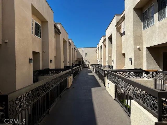 537 N Adams 212, Glendale, CA 91206