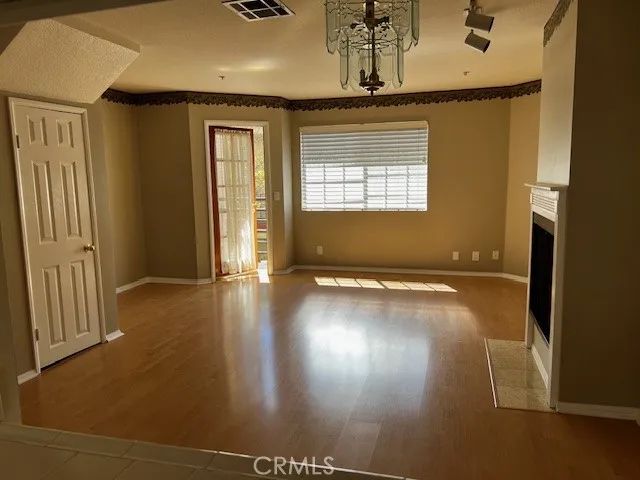 537 N Adams 212, Glendale, CA 91206