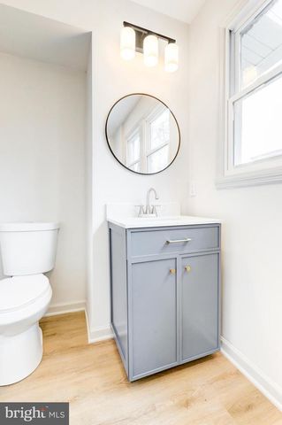 632 GREENHILL RD, Sharon Hill, PA 19079