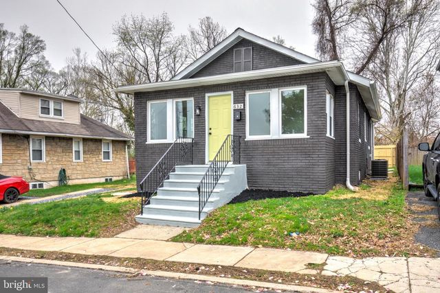 632 GREENHILL RD, Sharon Hill, PA 19079