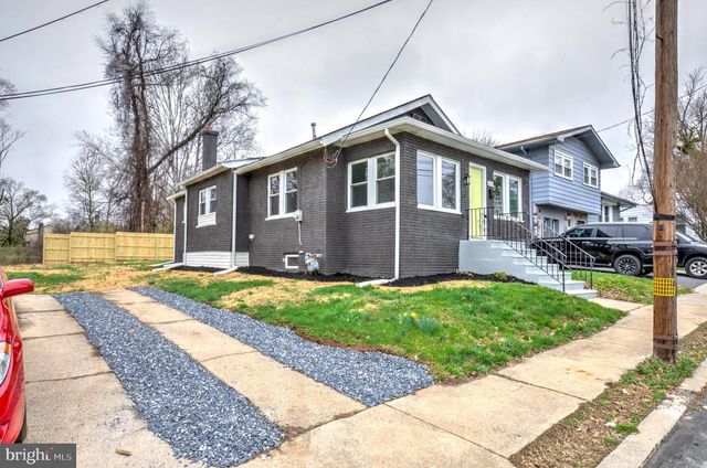 632 GREENHILL RD, Sharon Hill, PA 19079