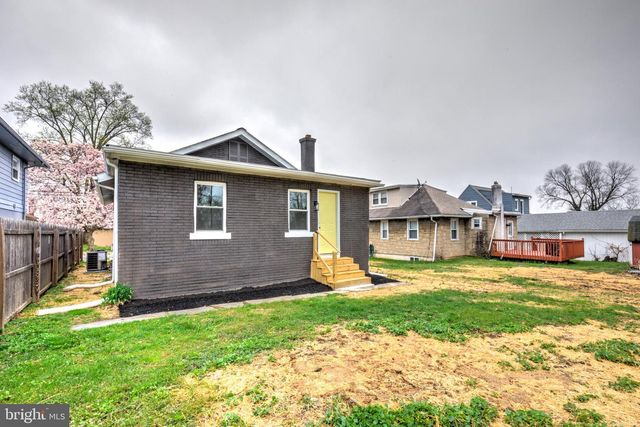 632 GREENHILL RD, Sharon Hill, PA 19079