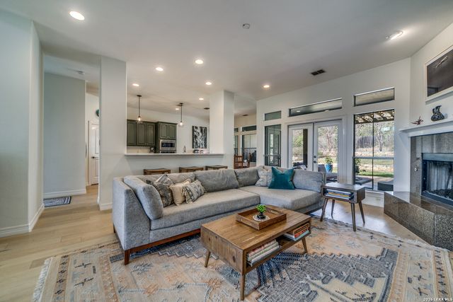 643 Ridge, San Antonio, TX 78258