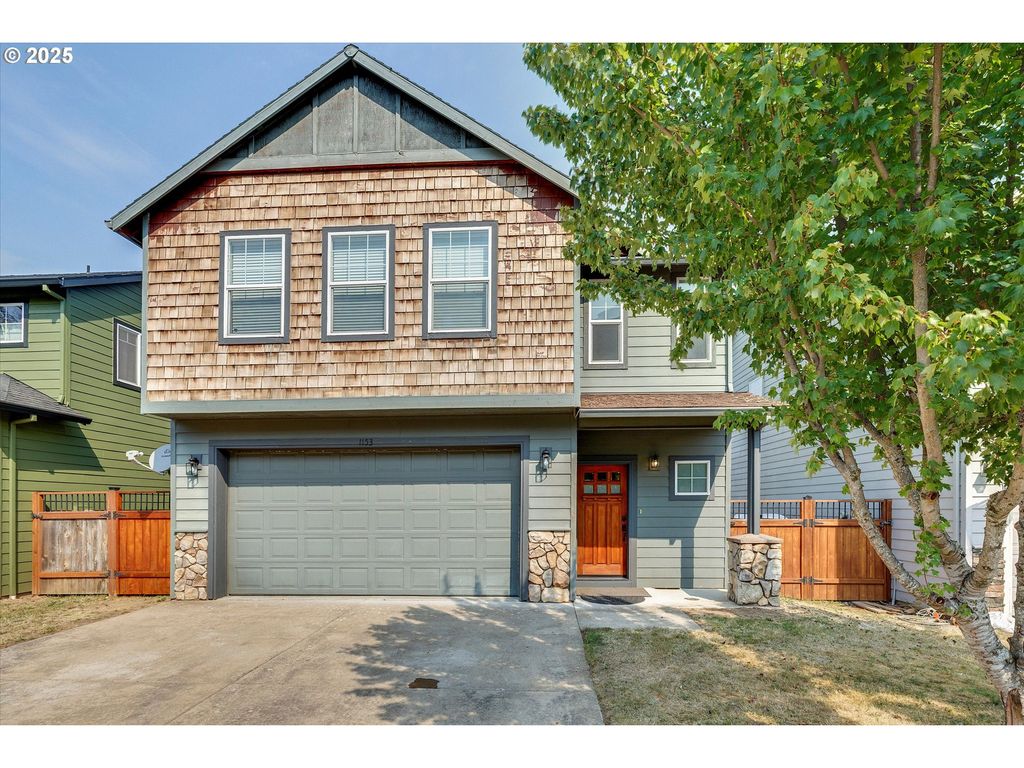 1153 Se CHINOOKAN Dr, Cascade Locks, OR 97014