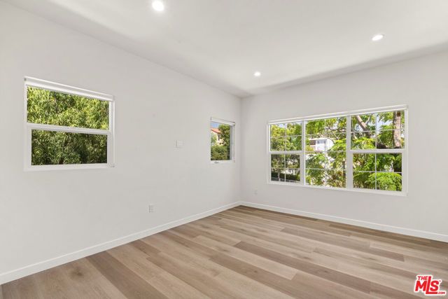 1305 Lucile Avenue 3, Los Angeles, CA 90026