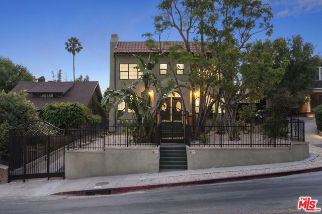 1305 Lucile Avenue 3, Los Angeles, CA 90026