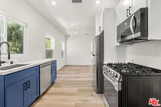 1305 Lucile Avenue 3, Los Angeles, CA 90026