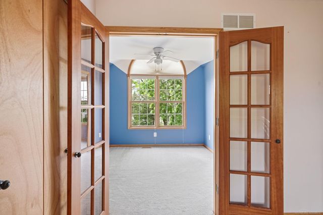 112 S Winding Drive, Waterford Twp, MI 48328