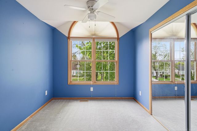 112 S Winding Drive, Waterford Twp, MI 48328