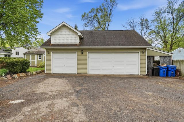 112 S Winding Drive, Waterford Twp, MI 48328