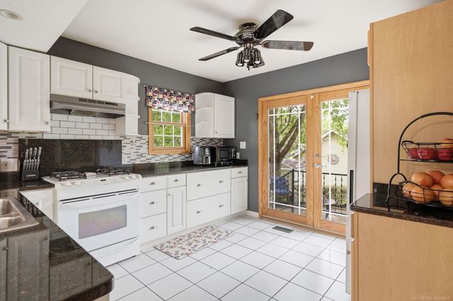 112 S Winding Drive, Waterford Twp, MI 48328