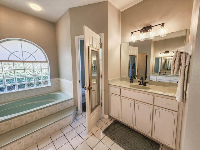 42 WOODLYN LANE, Palm Coast, FL 32164