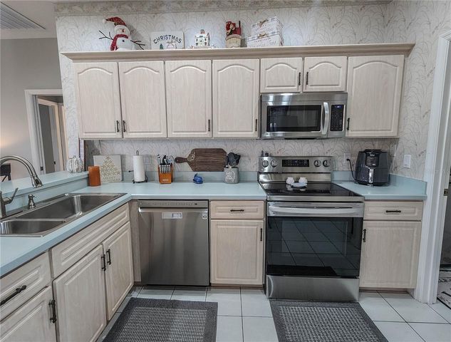 42 WOODLYN LANE, Palm Coast, FL 32164