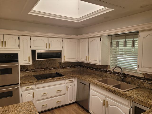 511 Washington Drive, Arlington, TX 76011