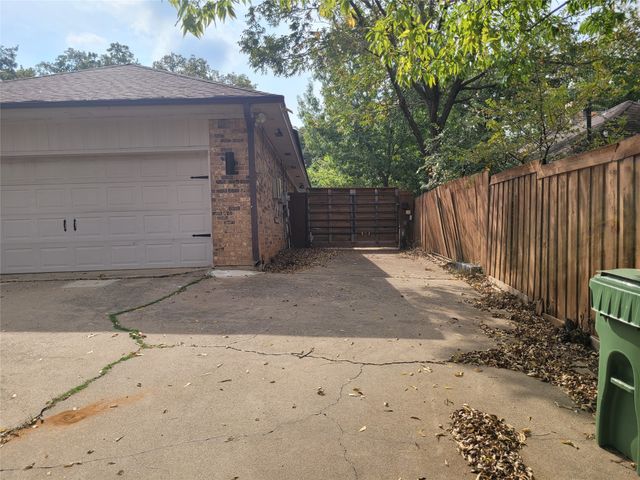 511 Washington Drive, Arlington, TX 76011