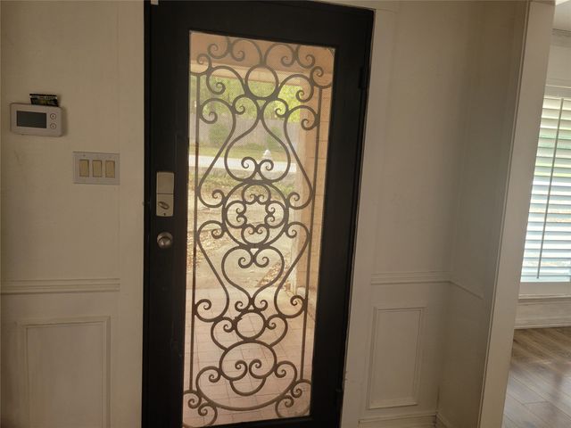 511 Washington Drive, Arlington, TX 76011