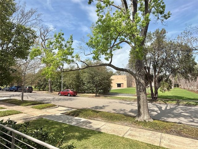 1401 Branard Street A, Houston, TX 77006